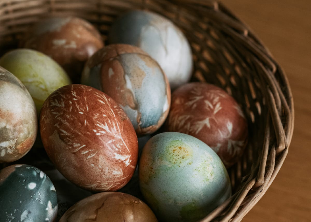 Huevos Pintos. Artesanía tradicional  de la fiesta de Güevos Pintos de Pola de Siero